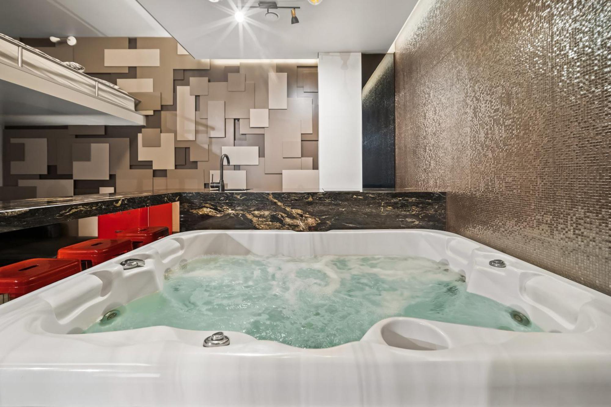 Secret Lounge - Cozy Studio With Sauna And Jacuzzi VNO Exterior foto